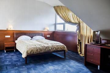 Фото номера Одноместный номер Отель Hotel Porto г. Плунге 4
